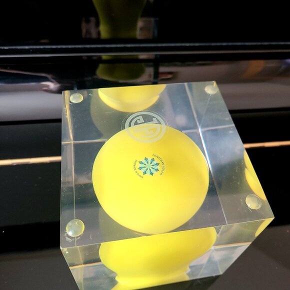 Jonathan Adler clear and yellow glass vase. Art glass. Designer vase. - Picture 7 of 8